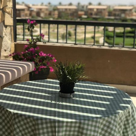 Chalet Marina Wadi Degla Families Only Pool View 2Nd Floor 6 Adults Ain Sukhna Dış mekan fotoğraf